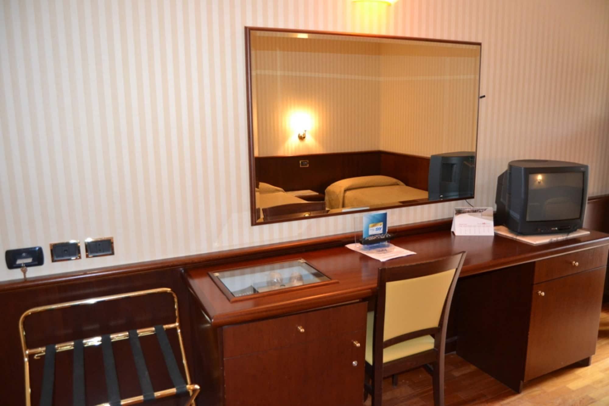 Palace Hotel Матера Екстериор снимка