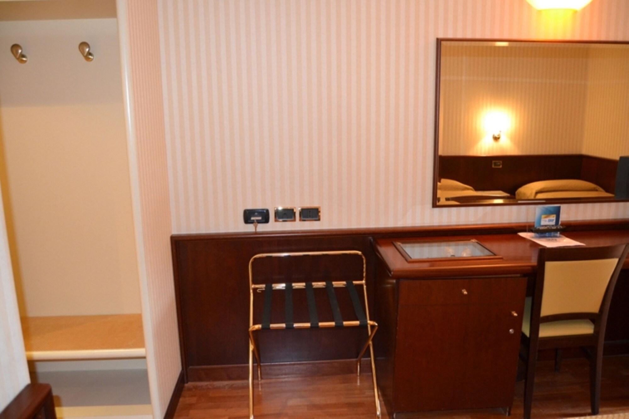 Palace Hotel Матера Екстериор снимка